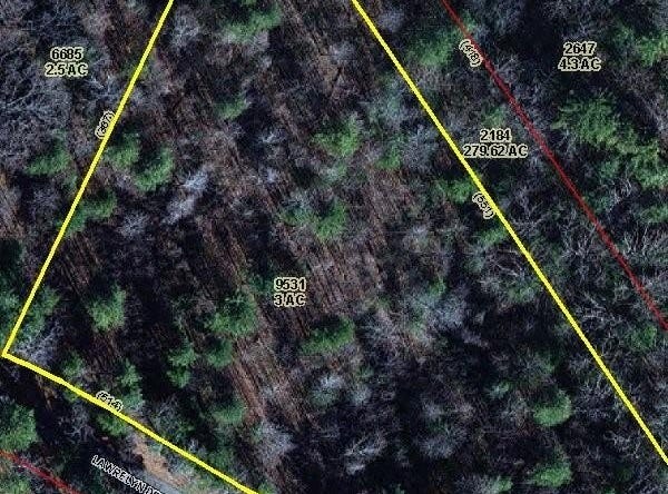 Lawrelyn Drive, Mount Airy, NC 27030