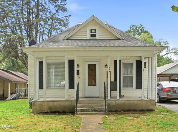 1239 Kellar Street, Carthage, MO 64836