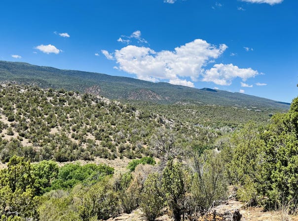 18 Larry Lane, Cedar Crest, NM 87008