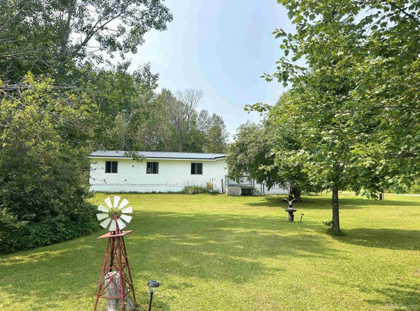 6789 M-77 Highway, Germfask, MI 49836
