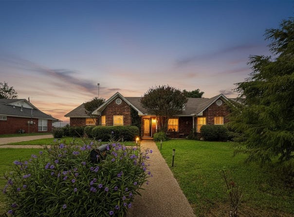 816 Crestline Drive, Mexia, TX 76667