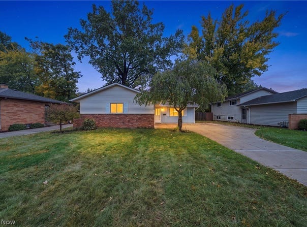 24263 Lebern Drive, North Olmsted, OH 44070