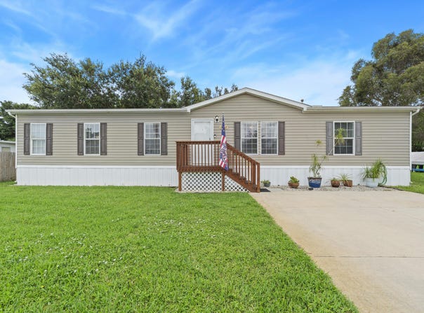 2802 SE JANET Street, Stuart, FL 34997