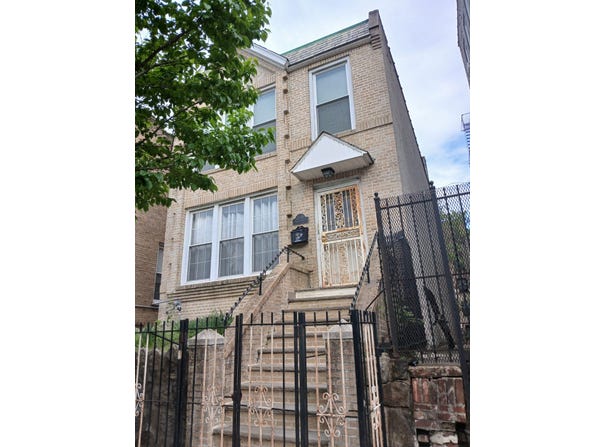 2510 Webb Ave, Bronx, NY 10468