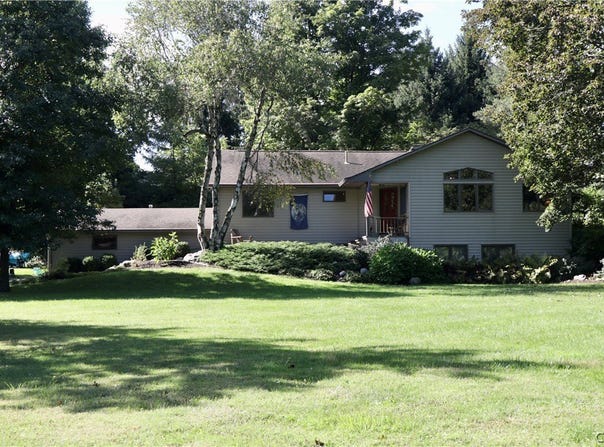 7864 Broadfield Road, Manlius, NY 13104