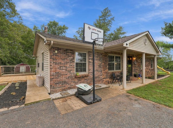 4245 Carpenter Pike, Carlisle, KY 40311