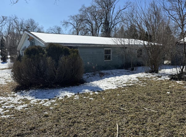 8921 S Main Street, Ora, IN 46968