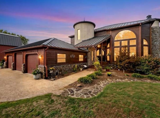 18348 Oakridge Road, Springdale, AR 72764
