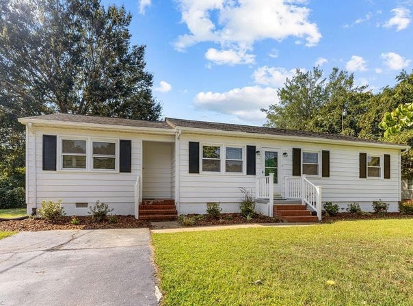 3248 Providence Road, Hayes, VA 23072