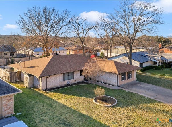 213 Corder Lane, Burnet, TX 78611