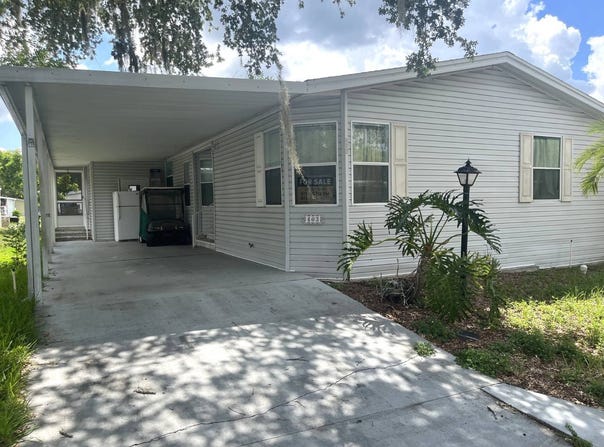 403 Coast Line Way, Valrico, FL 33594