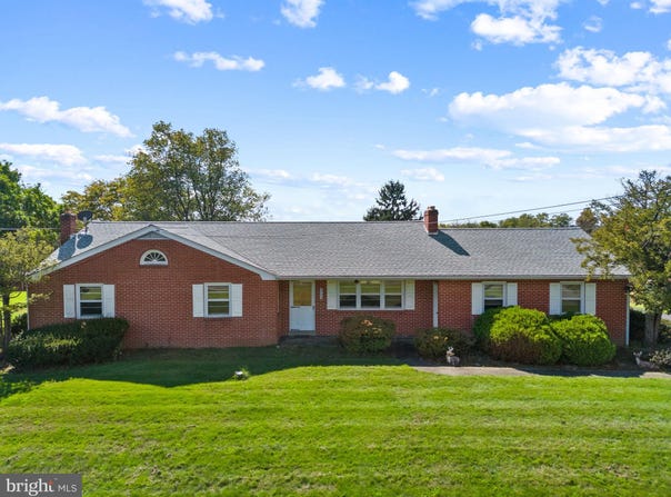 2754 BIG Road, FREDERICK, PA 19435