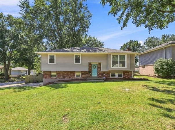 20409 E Millhaven Street, Independence, MO 64056