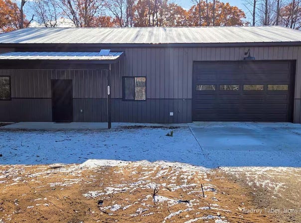 8721 W 48 Road, Wellston, MI 49689
