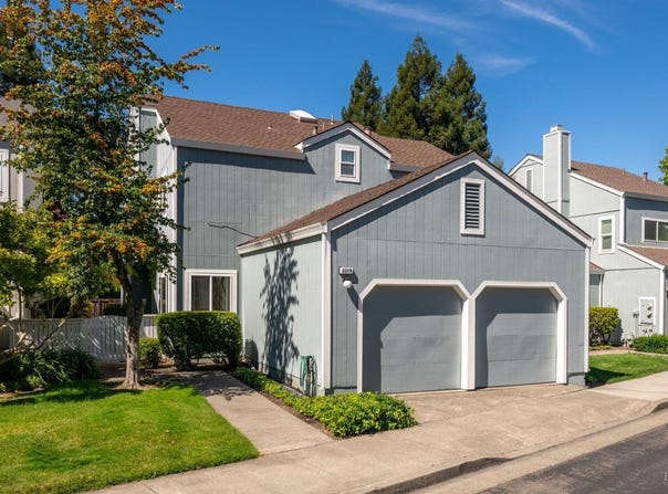 2319 Morningside Circle, Santa Rosa, CA 95405