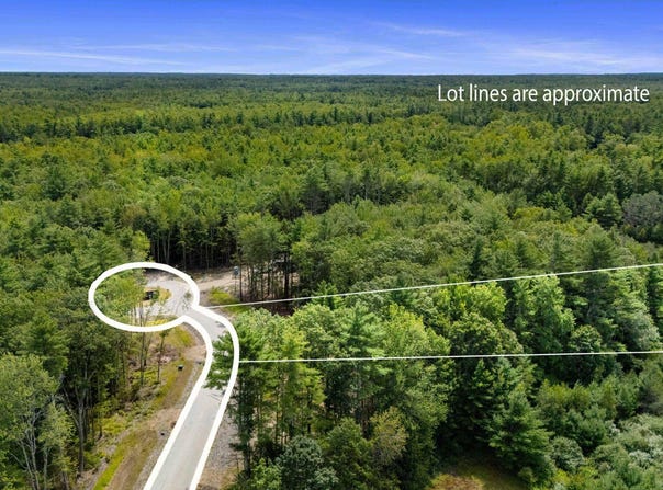 5 Dogwood Circle, Kennebunk, ME 04043