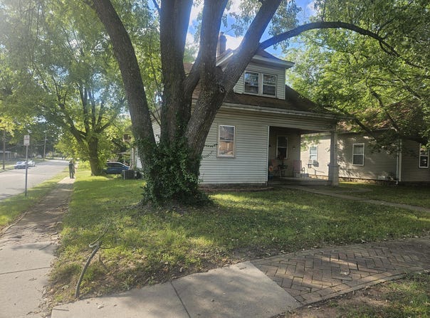 447 S New, Springfield, MO 65806
