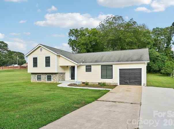 1106 Stanton Drive, Shelby, NC 28150