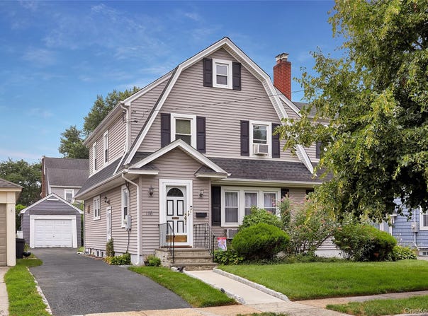 116 Oak Street, Floral Park, NY 11001