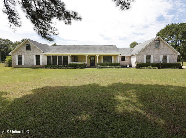 1057 Cole Thomas Road, McComb, MS 39648