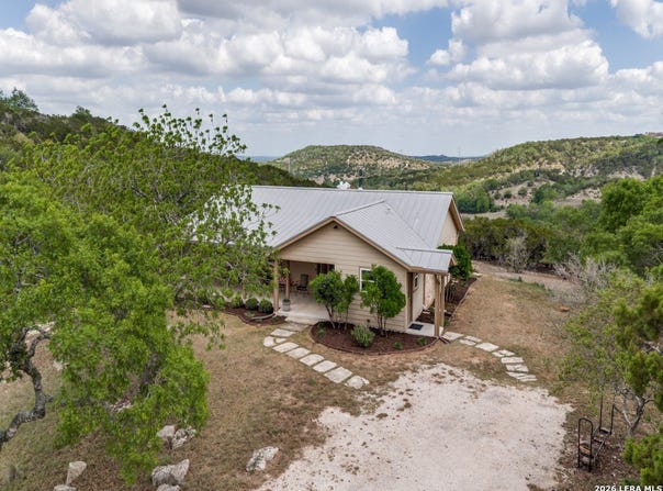 101 MOUNTAIN TOP DR, Boerne, TX 78006