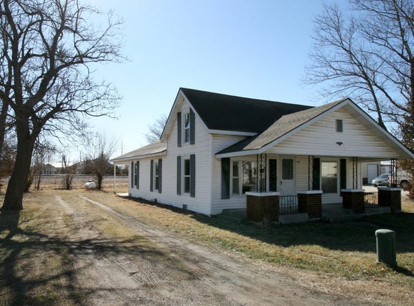 314 E Jackson Street, Marshfield, MO 65706
