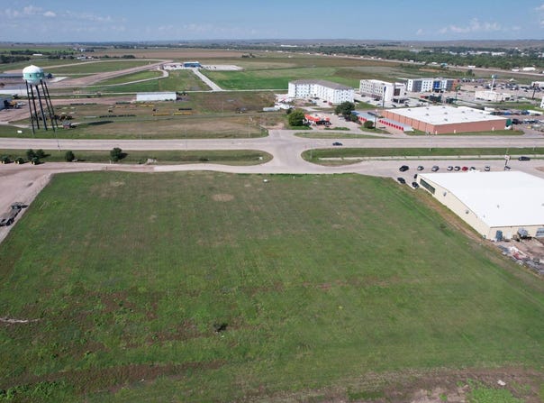 609 E A S, Ogallala, NE 69153