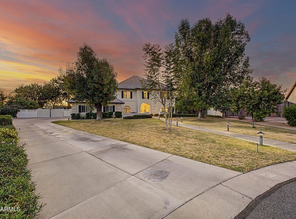 4402 E INDIGO BAY Drive, Gilbert, AZ 85234