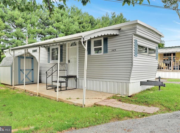 LEBANON, PA 17046