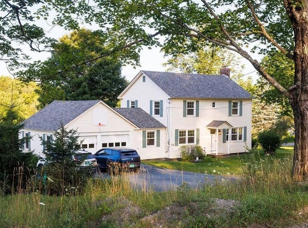 56 Park Laughton Road, Dummerston, VT 05346