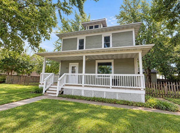 829 Prospect Avenue, Windom, MN 56101