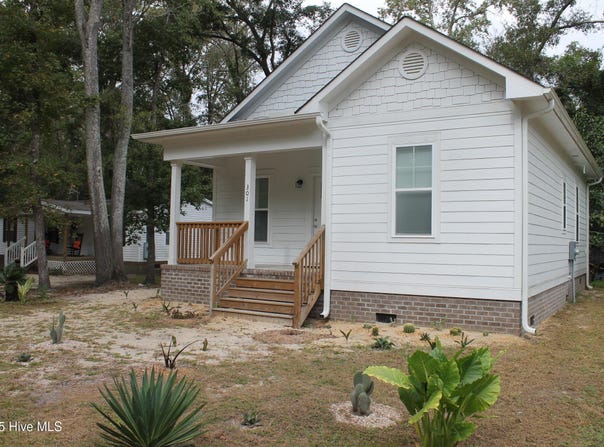301 E Goodman Street, Fair Bluff, NC 28439