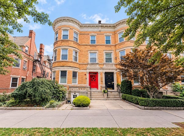 1742 Beacon St, Brookline, MA 02445