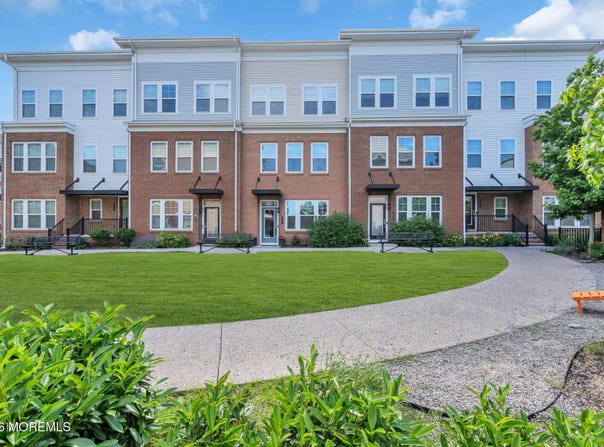 30 Audley Street, North Brunswick, NJ 08902