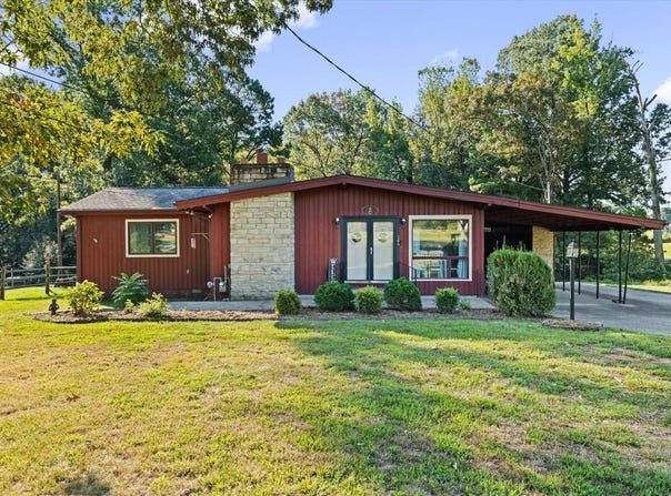 364 S Hopkinsville Rd, Nortonville, KY 42442
