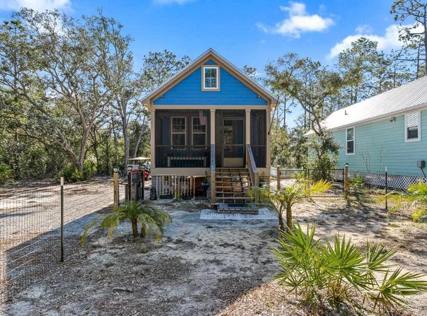 30794 Pine St, Perdido Beach, AL 36530