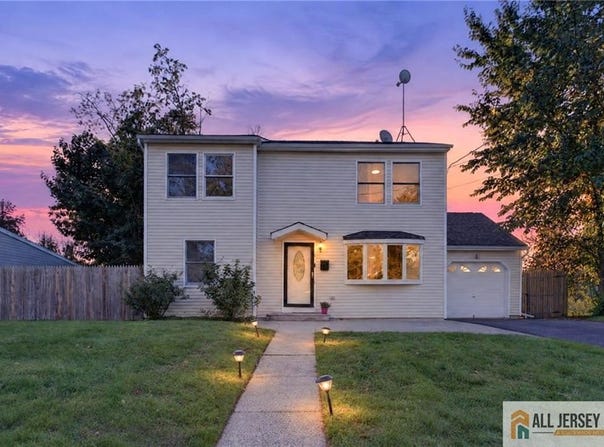 29 Windsor Drive, East Brunswick, NJ 08816