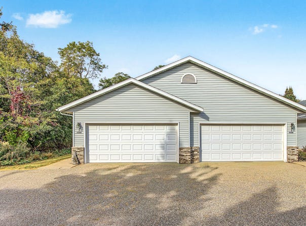 5328 Prill Road, Eau Claire, WI 54701