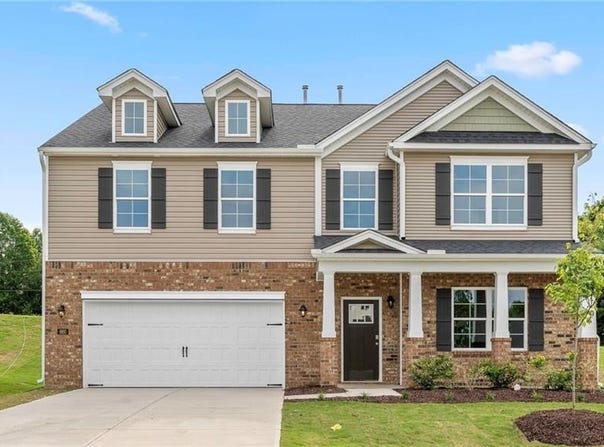 100 Lauder Trace, Jamestown, NC 27282