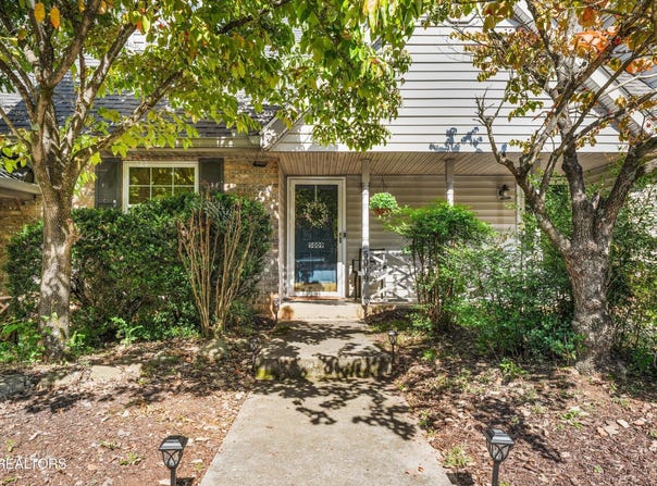 5009 Trace Manor Lane, Knoxville, TN 37912