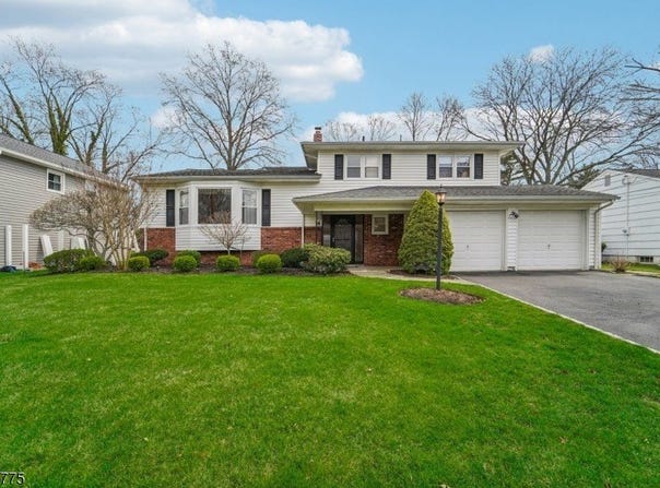 14 Eton Pl, Springfield Twp., NJ 07081-2242