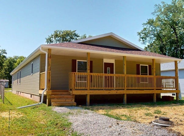 111 S Vermont, Green Ridge, MO 65332