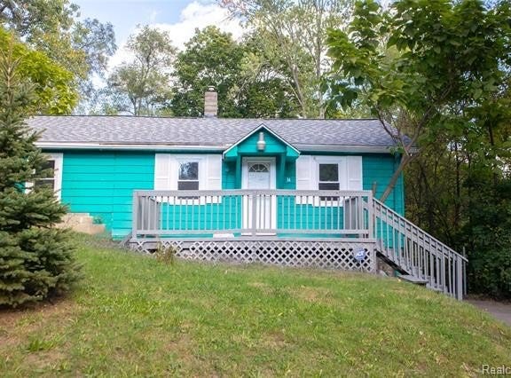 34 Crescent Drive, Pontiac, MI 48342