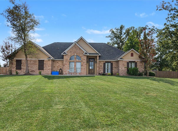 214 Cornerstone Boulevard, Haughton, LA 71037