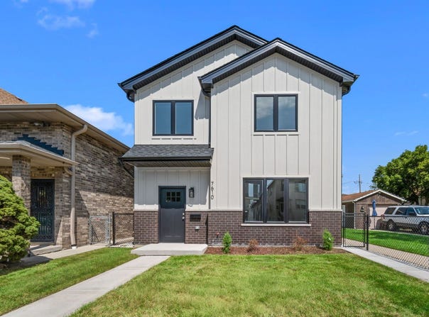 7610 W 60th Place, Summit, IL 60501