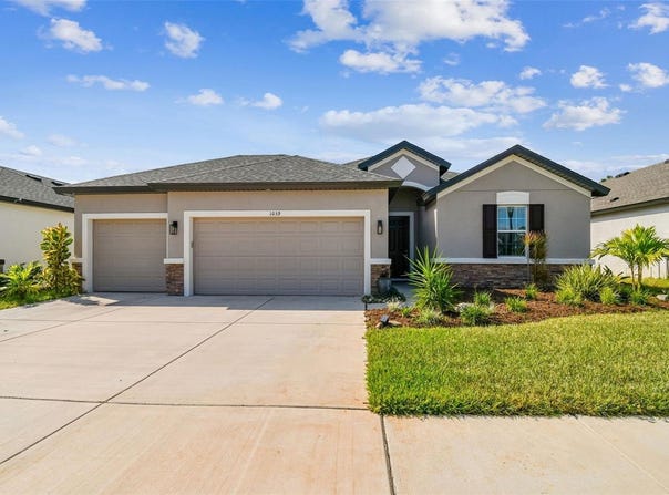 1039 DAVIS HEATHER Circle, SEFFNER, FL 33584