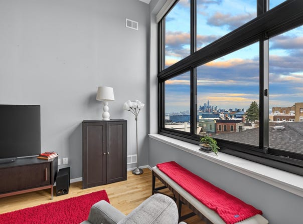 518 GREGORY AVE, Weehawken, NJ 07086