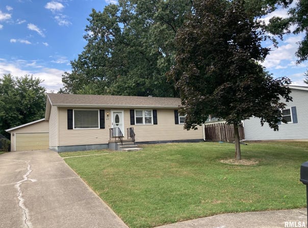 217 WILLOW Lane, Springfield, IL 62707