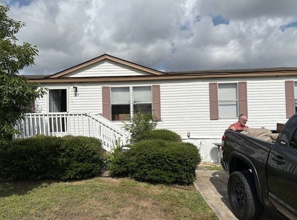 7460 Kitty Hawk Rd, Converse, TX 78109