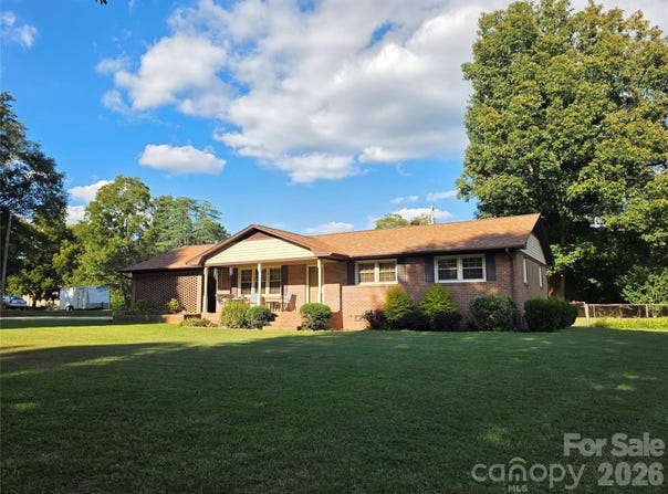 4106 Dallas High Shoals Highway, Dallas, NC 28034